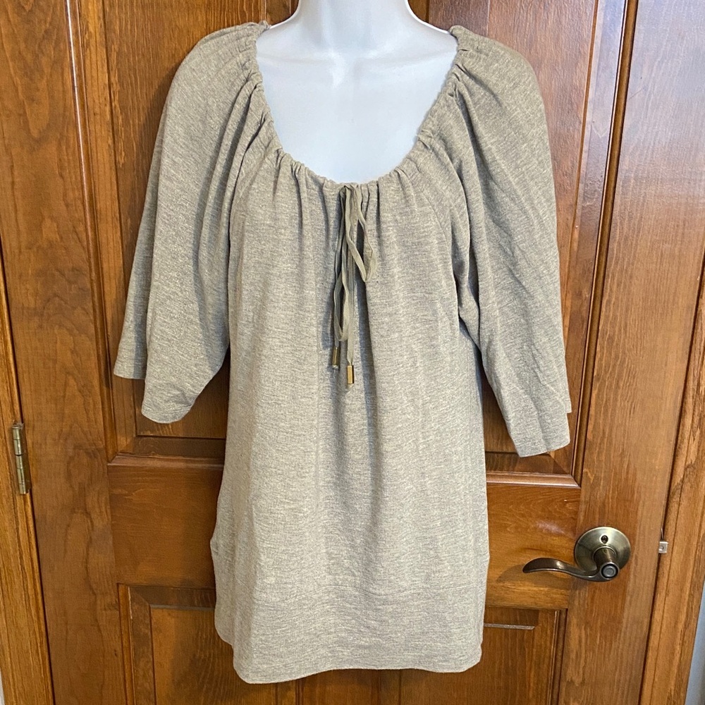 Trina Turk Los Angeles Scoop Tassel Top Sparkly Tan/Beige 3/4 Sleeve Size Medium